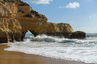 High tide and the gap is under water