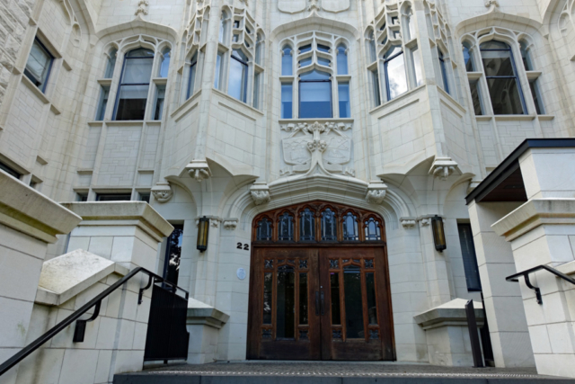 Univerity of Auckland clock tower building